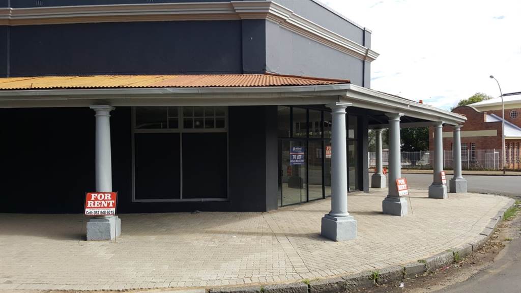 280  m² Commercial space in Bloemfontein photo number 4