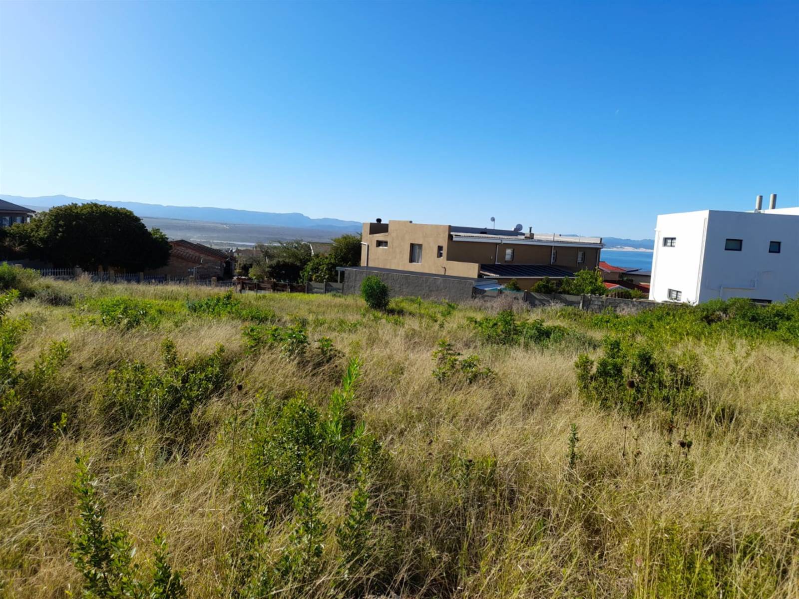 600 m² Land available in Jeffreys Bay photo number 2