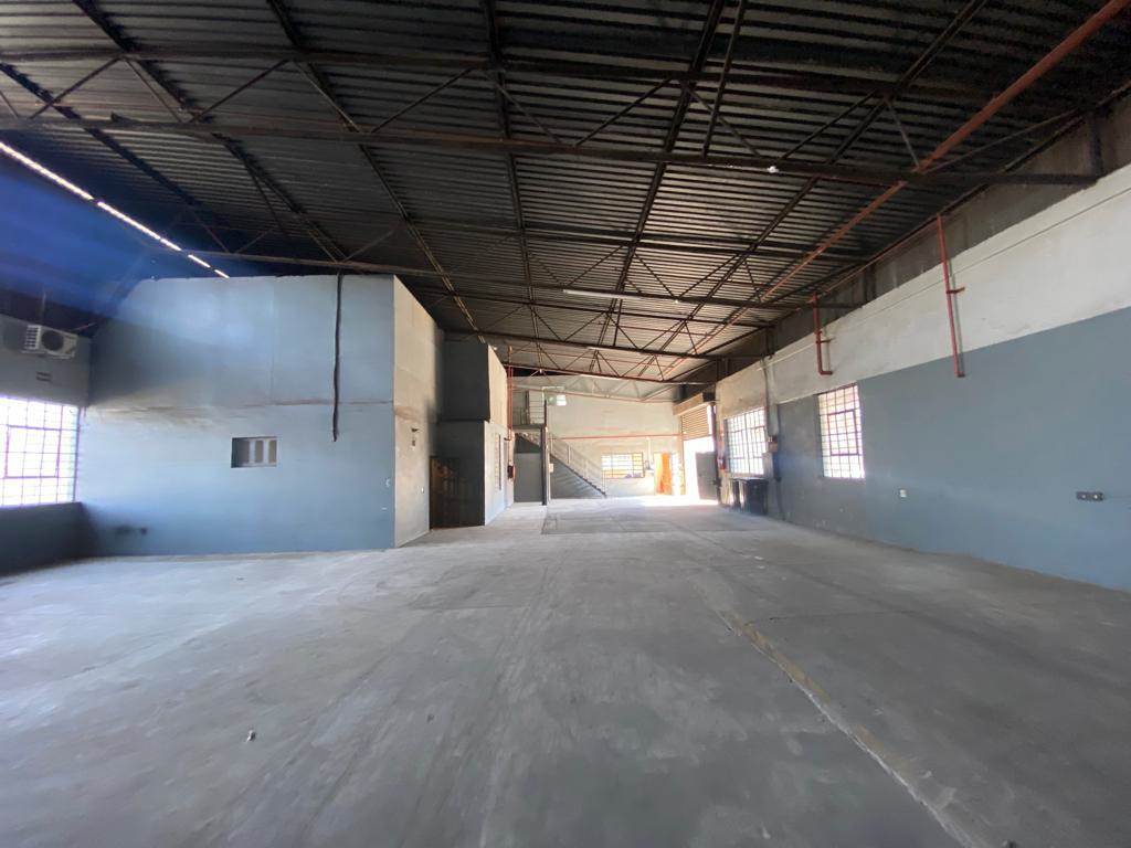 2139  m² Industrial space in Industria North photo number 4