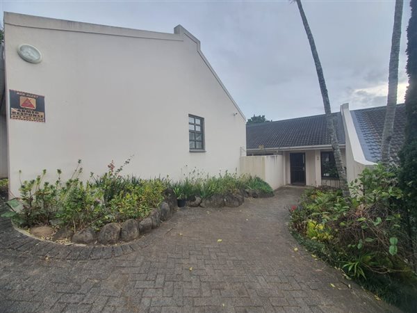 3 Bedroom Townhouse 3 Bedroom Townhouse