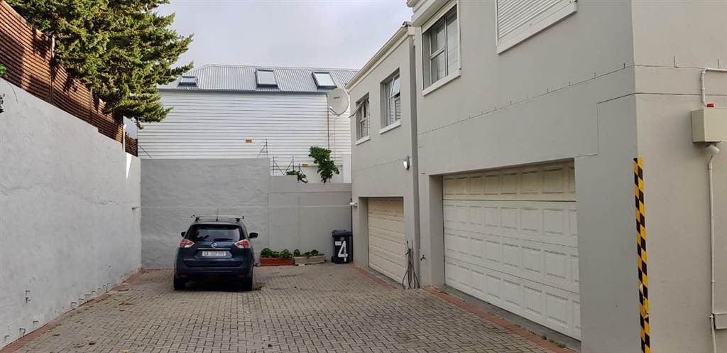 3 Bed Townhouse in Camps Bay photo number 13