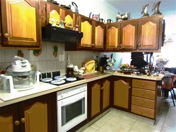 2 Bed Townhouse in Mookgophong (Naboomspruit)