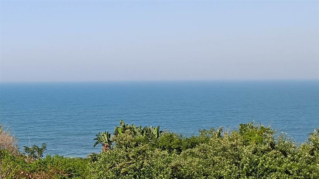 1333 m² Land available in Zinkwazi Beach photo number 5