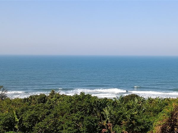 1333 m² Land available in Zinkwazi Beach