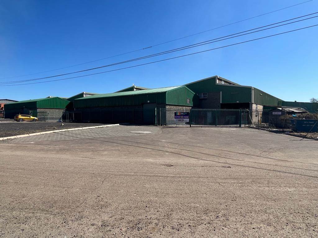 6435  m² Industrial space in Rustenburg Central photo number 1