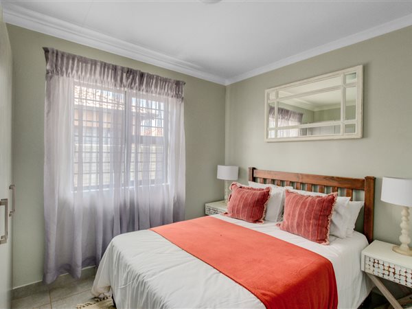 2 Bedroom House 2 Bedroom House