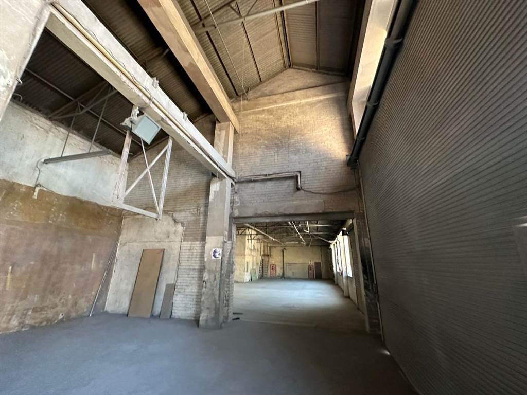 1850  m² Industrial space in Booysens Reserve photo number 19