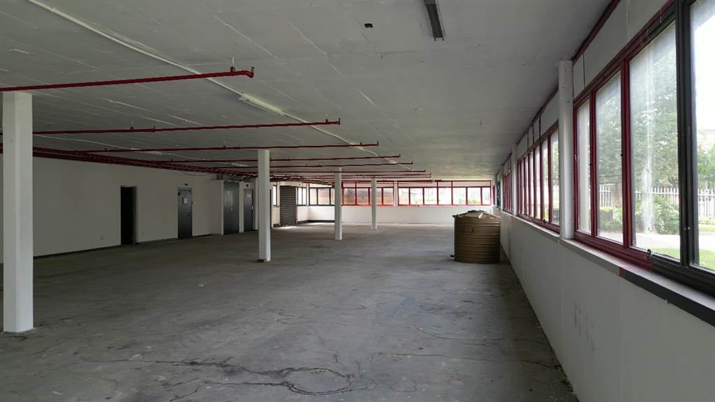 5136  m² Commercial space in Halfway House photo number 10