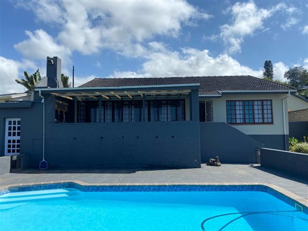7 Bed House in Tugela Mouth