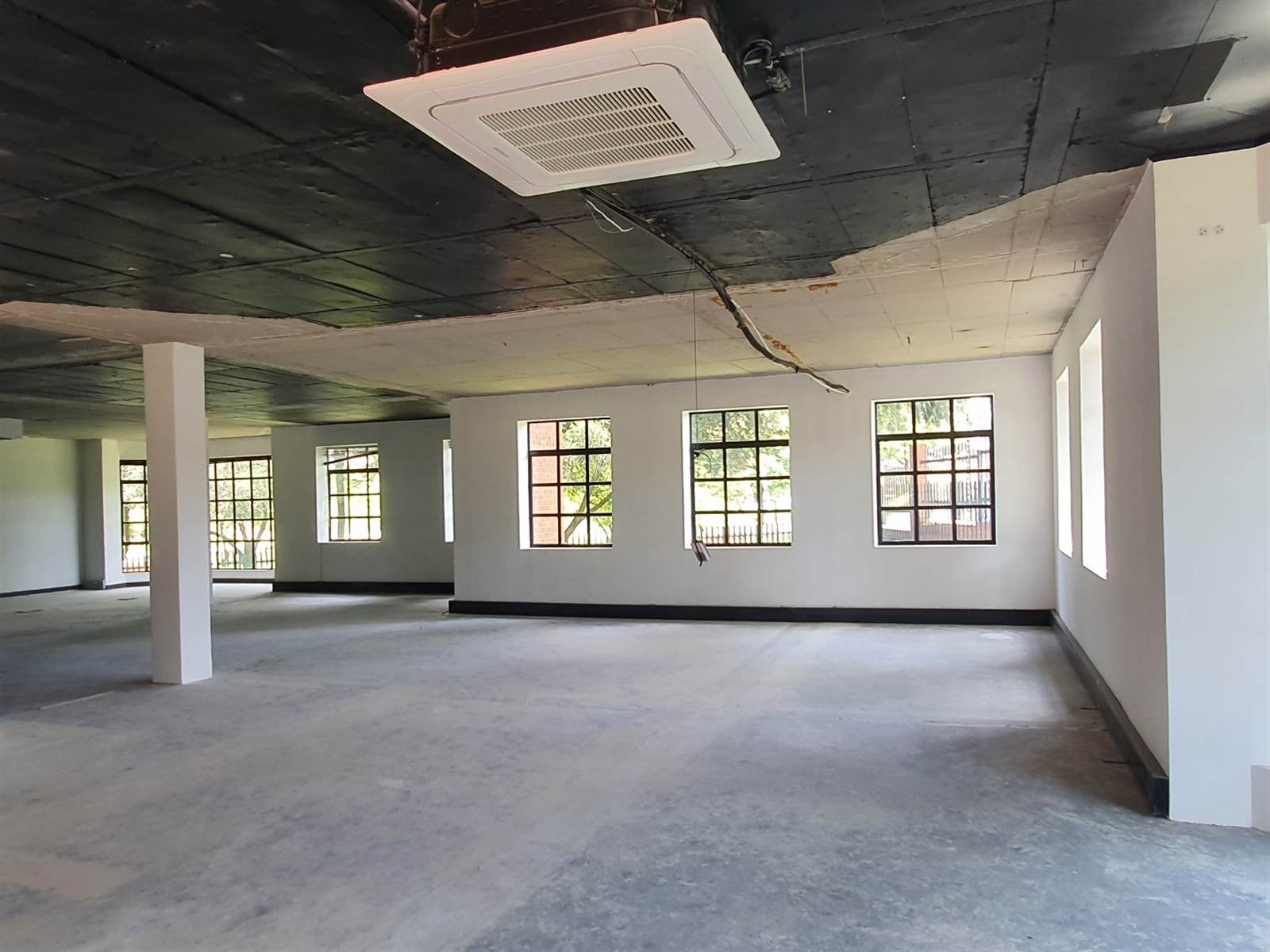 246  m² Commercial space in Bryanston photo number 12