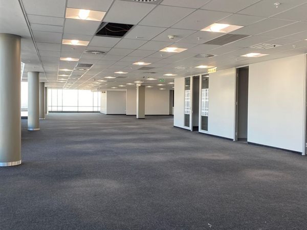 726  m² Office Space