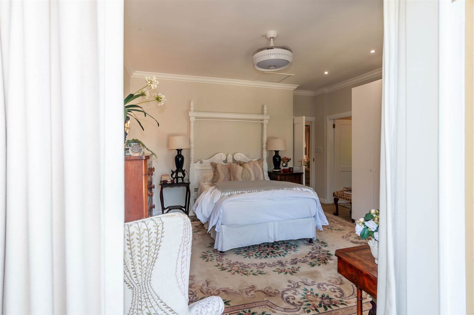 4 Bed House in Constantia Upper  photo number 29