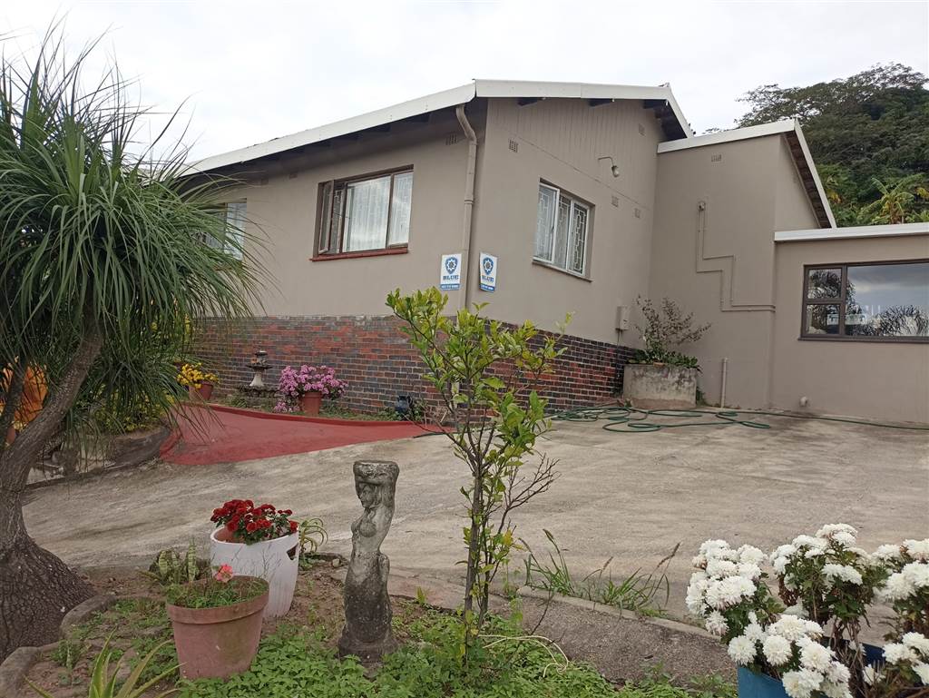 4 Bed House for sale in Kharwastan T4625106 Private Property