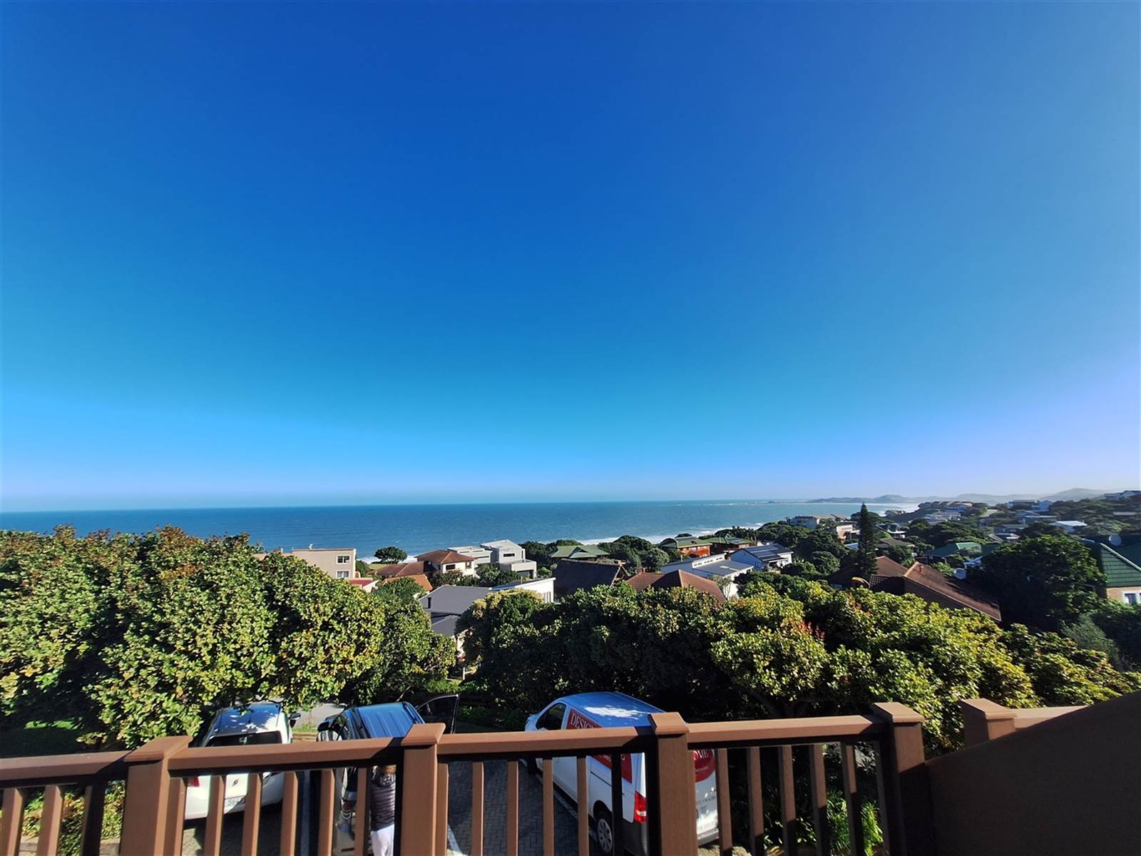 3 Bed Apartment in Brenton on Sea photo number 7