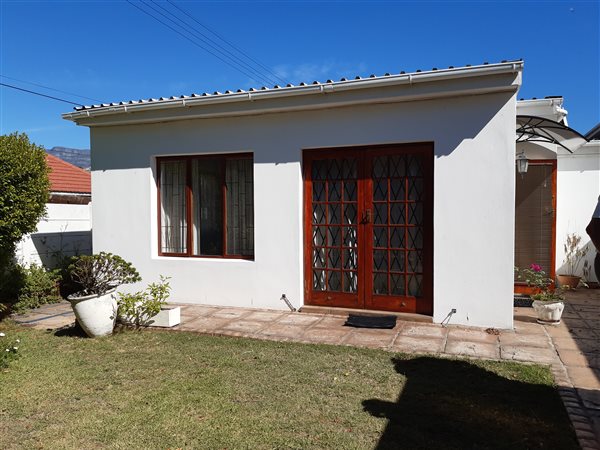 1 Bed Flat in Pinelands