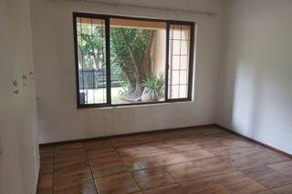 2 Bed Apartment in Malanshof photo number 8