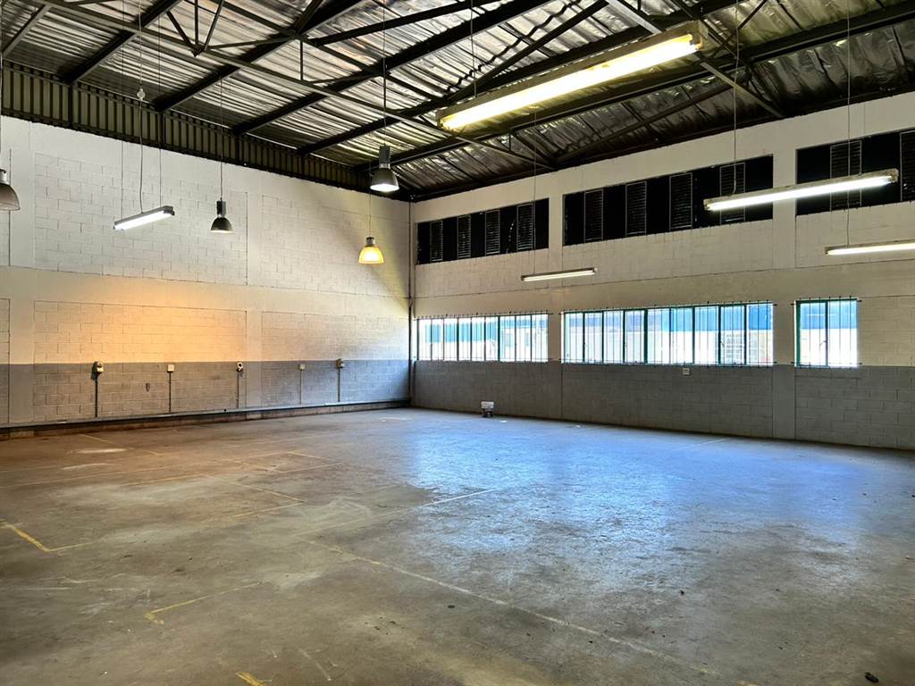500  m² Industrial space in Wynberg photo number 17