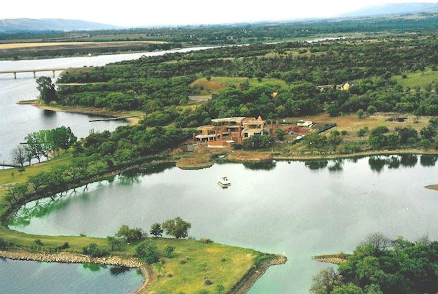 8321 m² Land available in Kshane Lake Lodge photo number 1