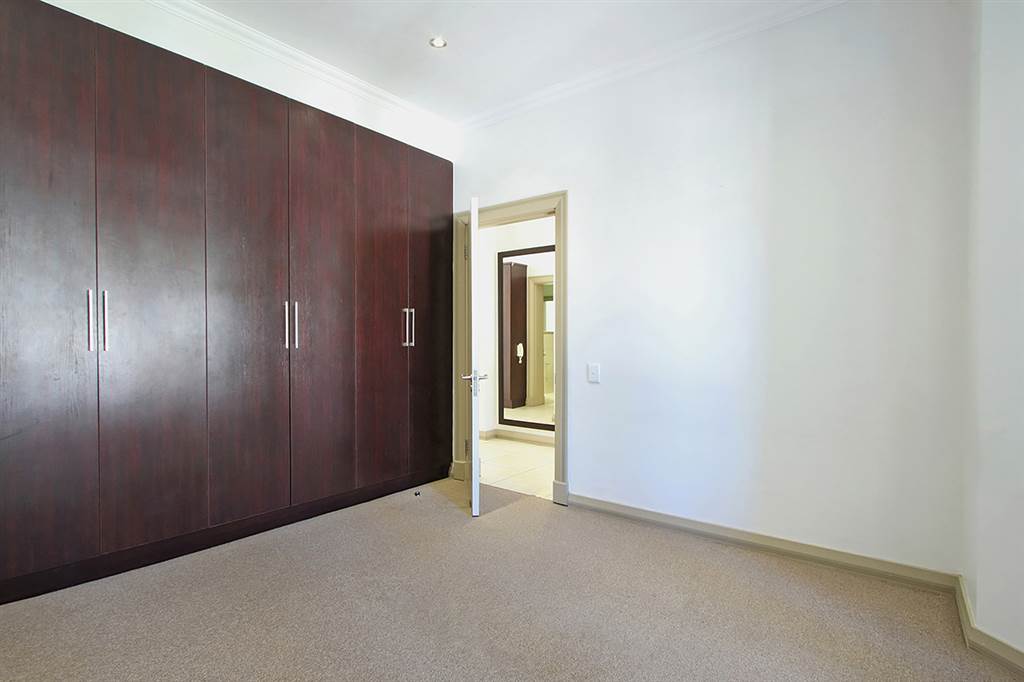 2 Bed Apartment in Newlands photo number 14