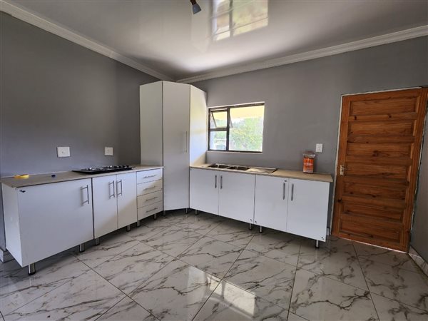 2 Bed House in Unitas Park