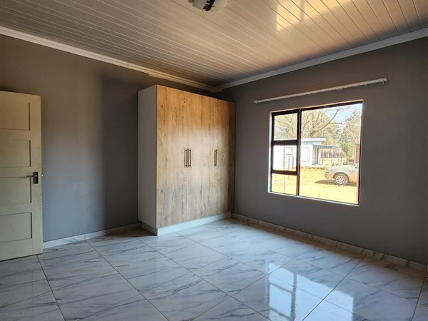 2 Bedroom House