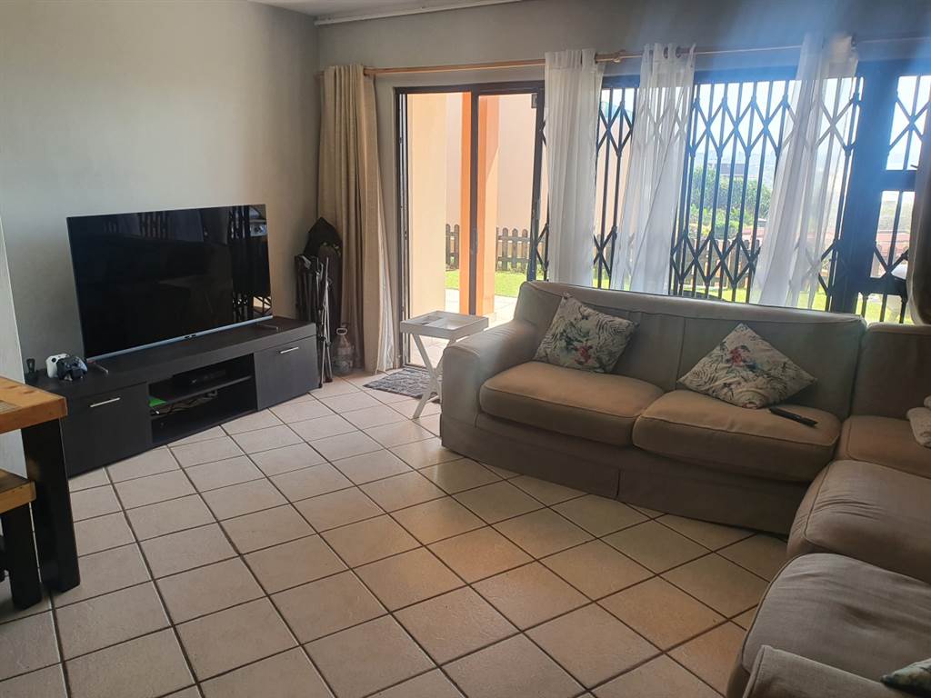 3 Bed Apartment in Winklespruit photo number 3