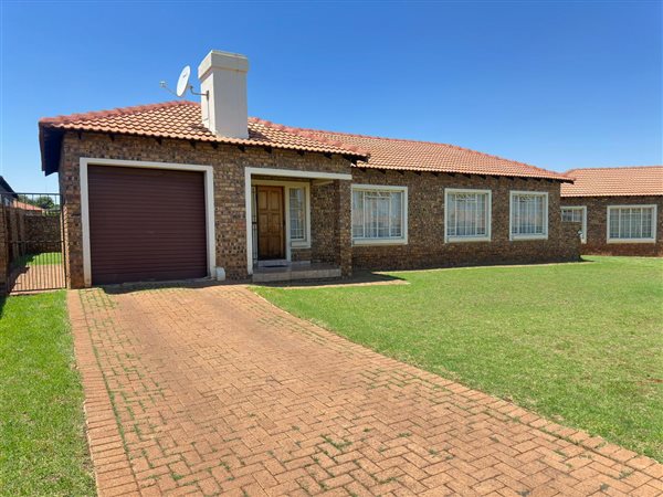 3 Bedroom House 3 Bedroom House