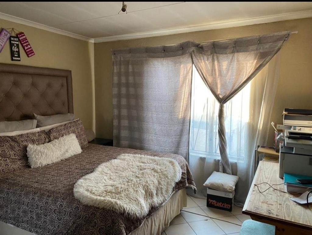 3 Bed House in Vereeniging photo number 5