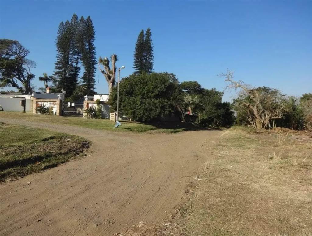 1199 m² Land available in Port Edward photo number 6