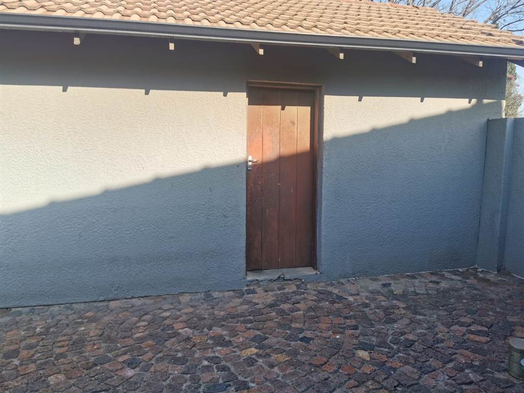 3 Bed House in Brakpan North photo number 26