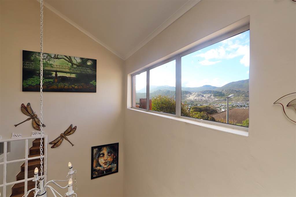 5 Bed House in Fish Hoek photo number 24