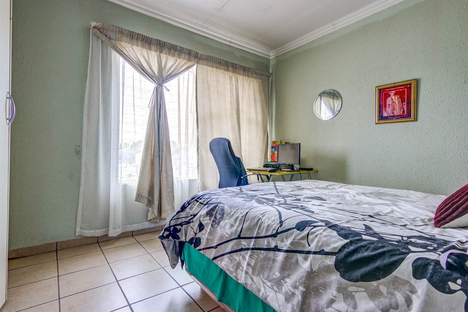 2 Bed Apartment in Kempton Park Ext 4 photo number 10