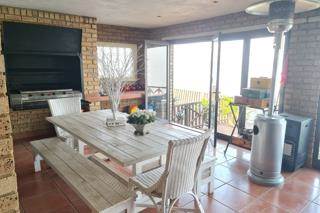 3 Bed House in Bronkhorstbaai photo number 7