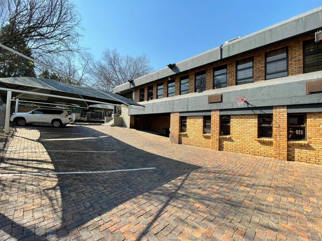 411  m² Commercial space in Blairgowrie photo number 9