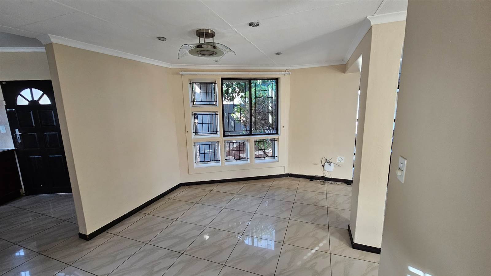 3 Bed House in Serala View photo number 3