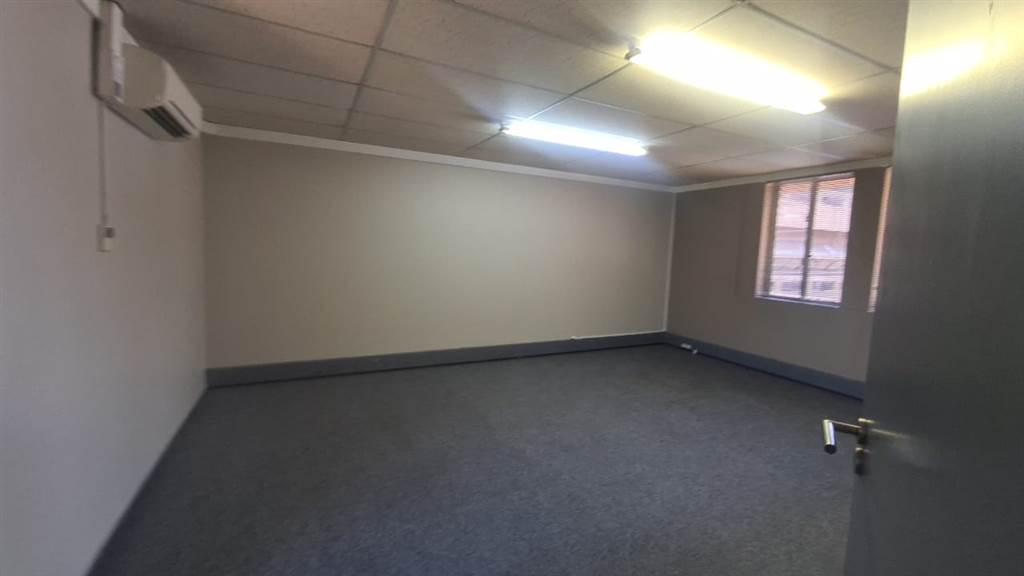 96  m² Commercial space in Pretoria Central photo number 10