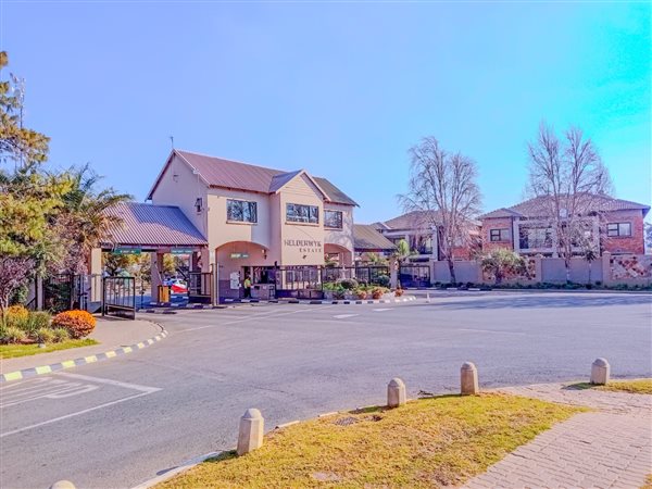 2 Bedroom Townhouse 2 Bedroom Townhouse