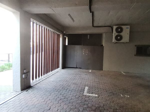 630.099975585938  m² Commercial space