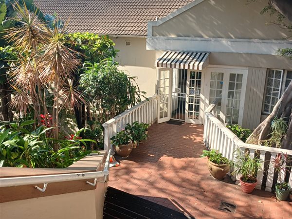 2 Bedroom Flat 2 Bedroom Flat