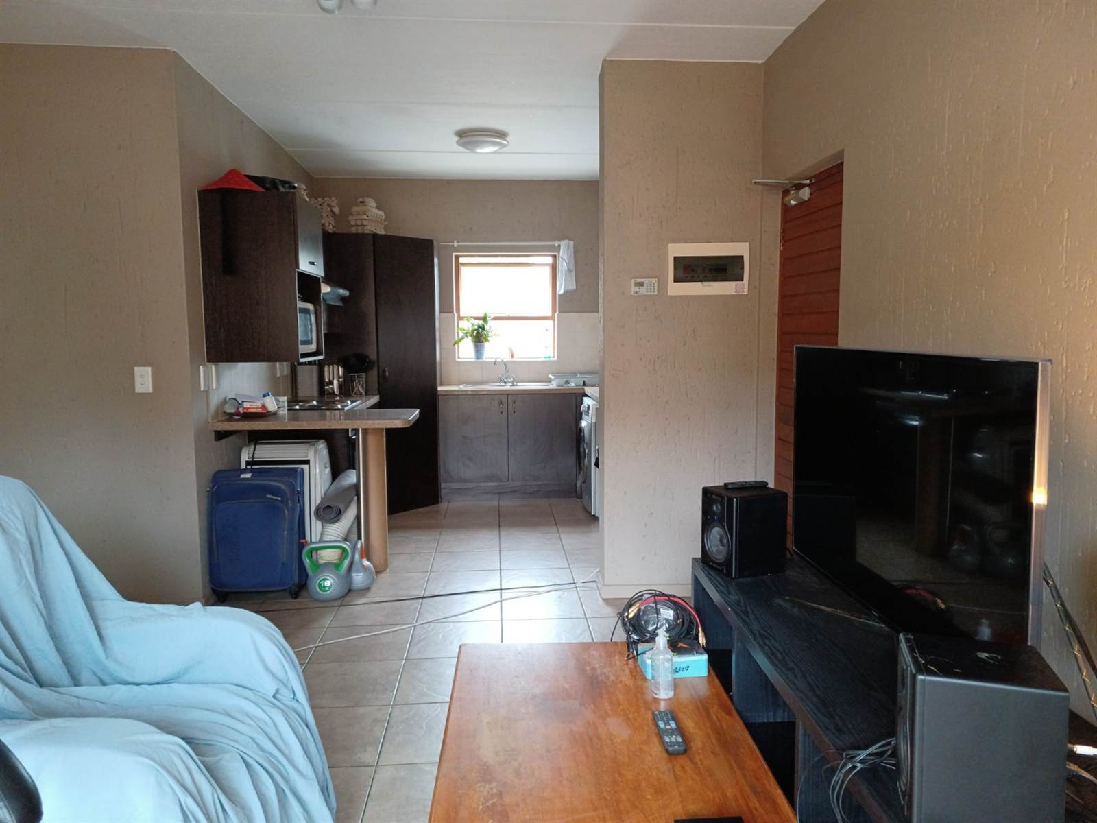 2 Bed Townhouse in Douglasdale photo number 3