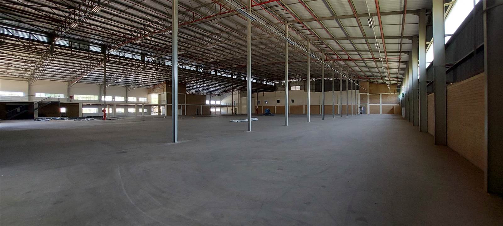 7862  m² Industrial space in Louwlardia photo number 4