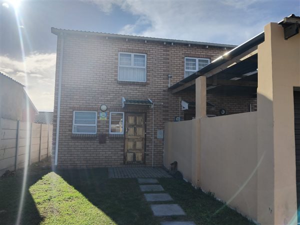 2 Bedroom House 2 Bedroom House