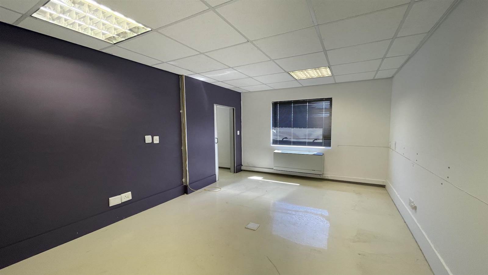 101  m² Commercial space in Tyger Valley photo number 9
