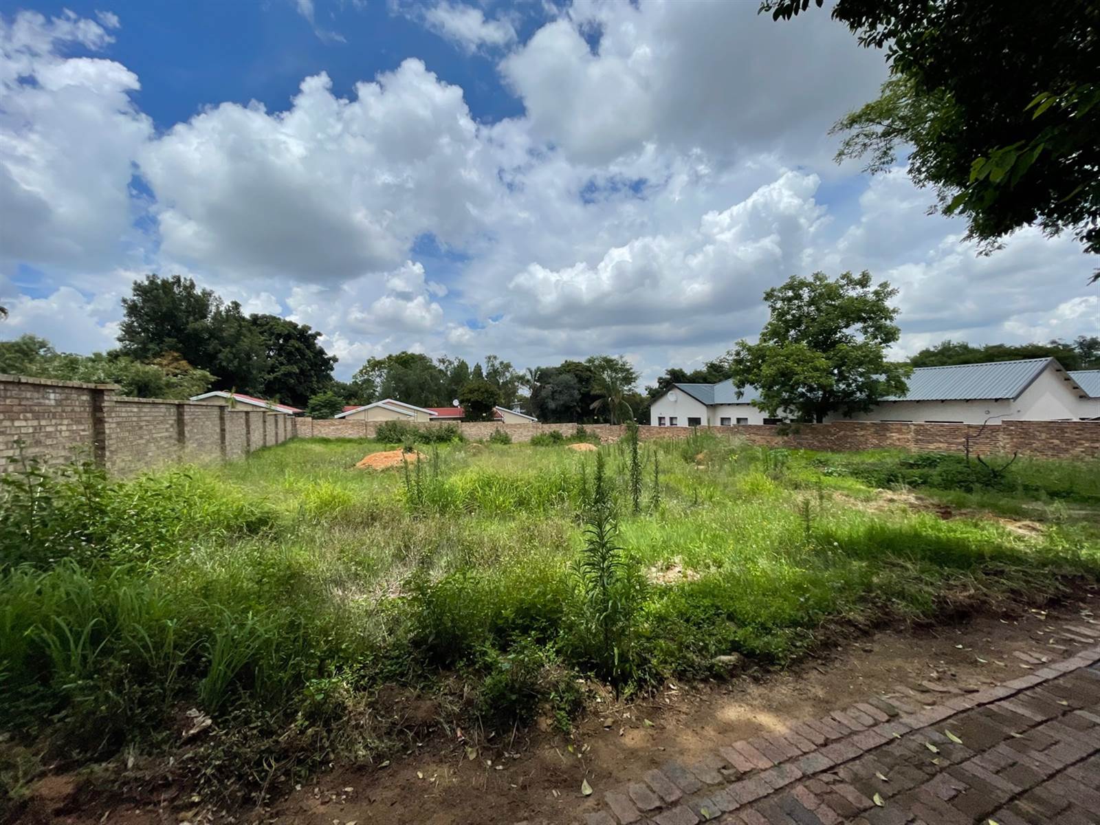 1000 m² Land available in Bryanston photo number 16