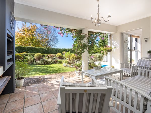 3 Bedroom Townhouse 3 Bedroom Townhouse