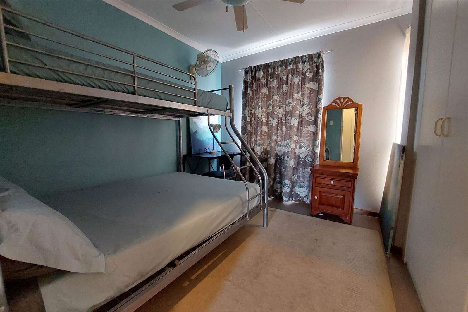 2 Bed Duplex in Meerensee photo number 9