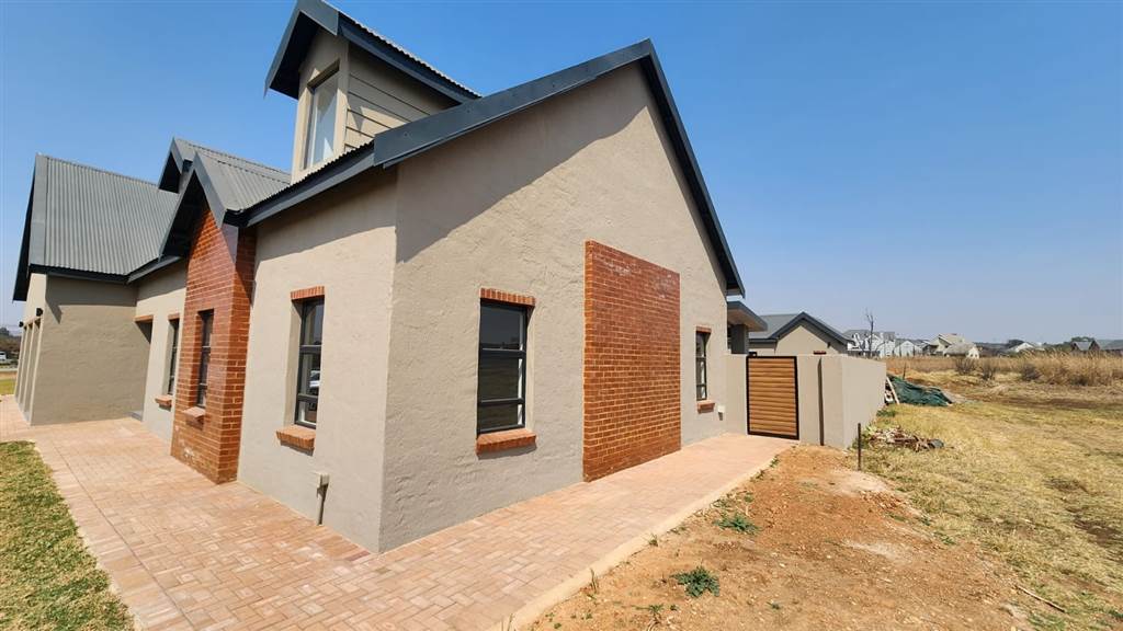 5 Bed House in Boschkop photo number 28