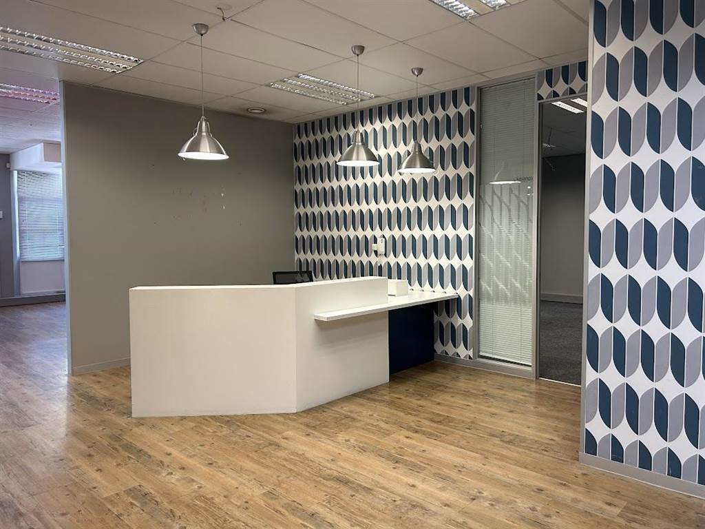 432  m² Office Space in Rondebosch photo number 6