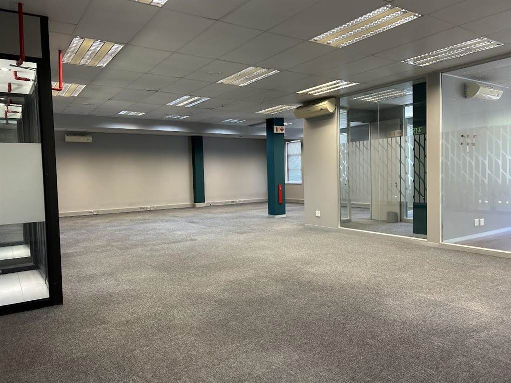 432  m² Office Space in Rondebosch photo number 15