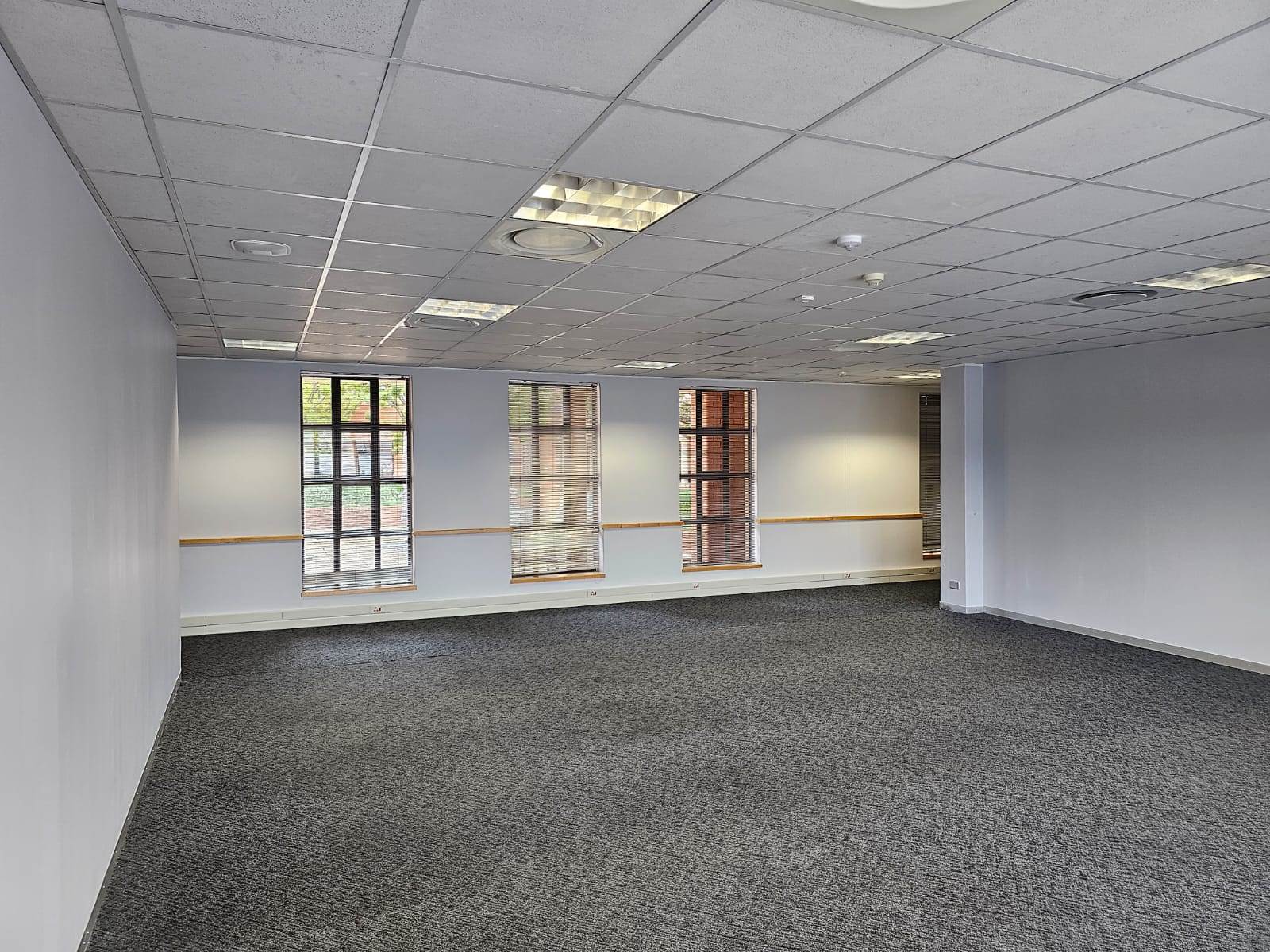 82  m² Office Space in Bryanston photo number 3
